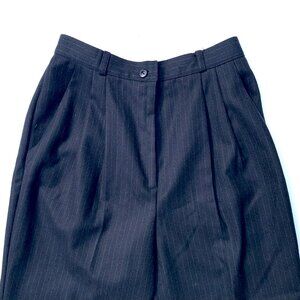 VTG Women’s Bassonova Wool Trousers, Pleated, Black with Pinstripes 80s, Size 10